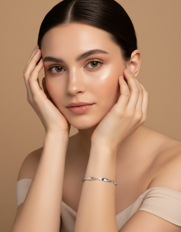 Shiny Bangle Bracelet