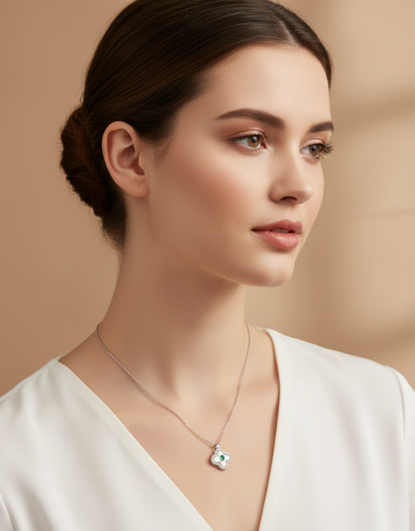 Prettified Pendant With Link Chain